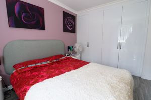 Bedroom- click for photo gallery